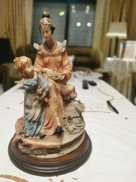ESTÁTUA DECORATIVA