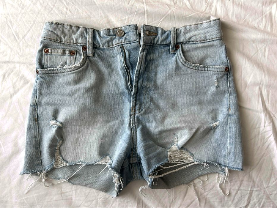 Трендові шорти ZARA