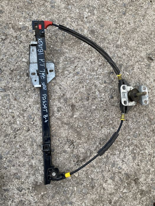 VW Passat B4 kombi mechanizm podnosnik prawy tyl