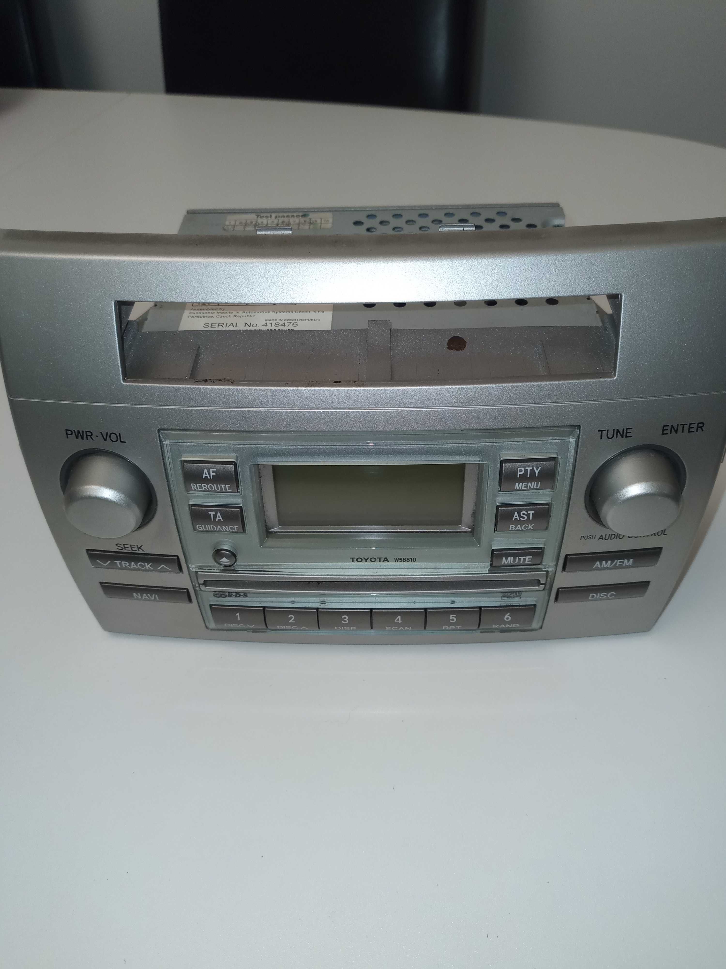 Radio Toyota Corolla Verso 2005 sprawne