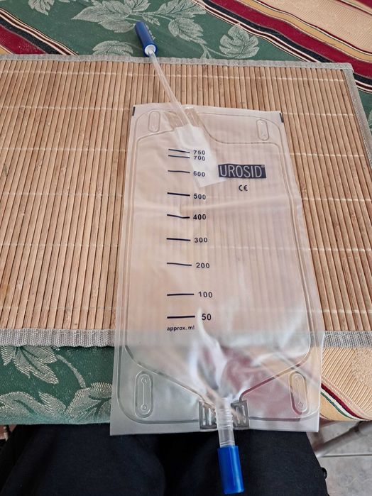 Worek urologiczny worki urologiczne do zbiórki moczu 750ml dren 10cm