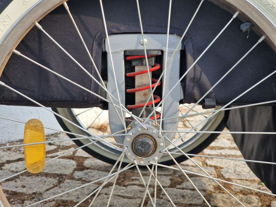 Atrelado para bicicletas