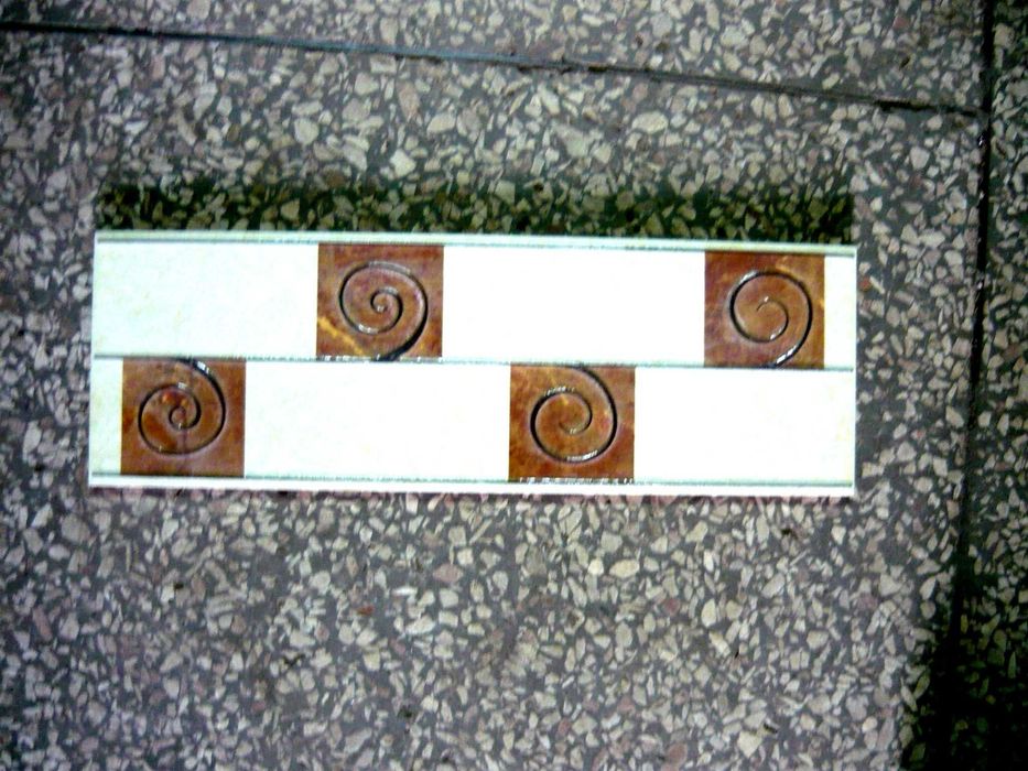 Плитка облицовочная, по хорошей цене !