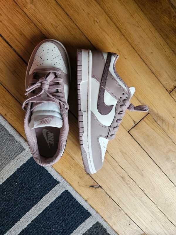 Nike Dunk Low 40