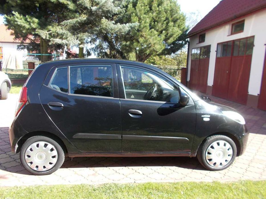 HYUNDAI  i10 1,1 benzyna  2009 r.  5 drzwi KLIMATYZACJA zarejestrowany