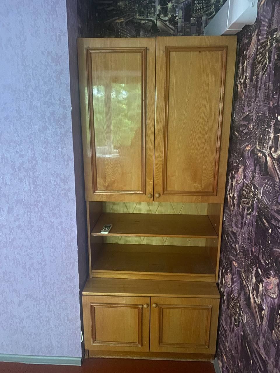 Кімната в сімейному гуртожитку