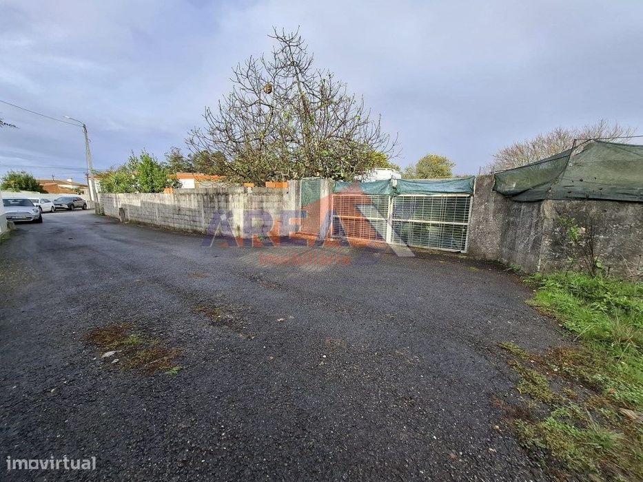 Terreno Urbano com Infraestruturas - Excelente Oportunidade