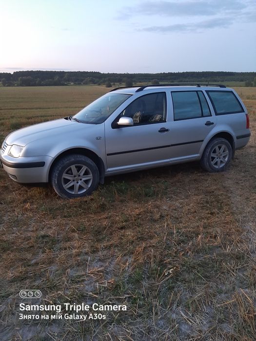Vokksvagen Bora 1,6 16v 105 к.с.