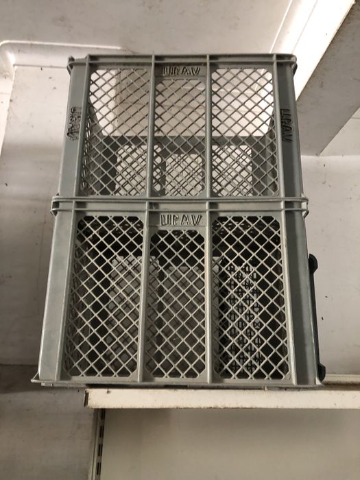 Caixas plasticas de varios tamanhos