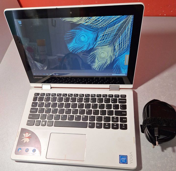 Laptop Lenovo  YOGA 310 11IAP