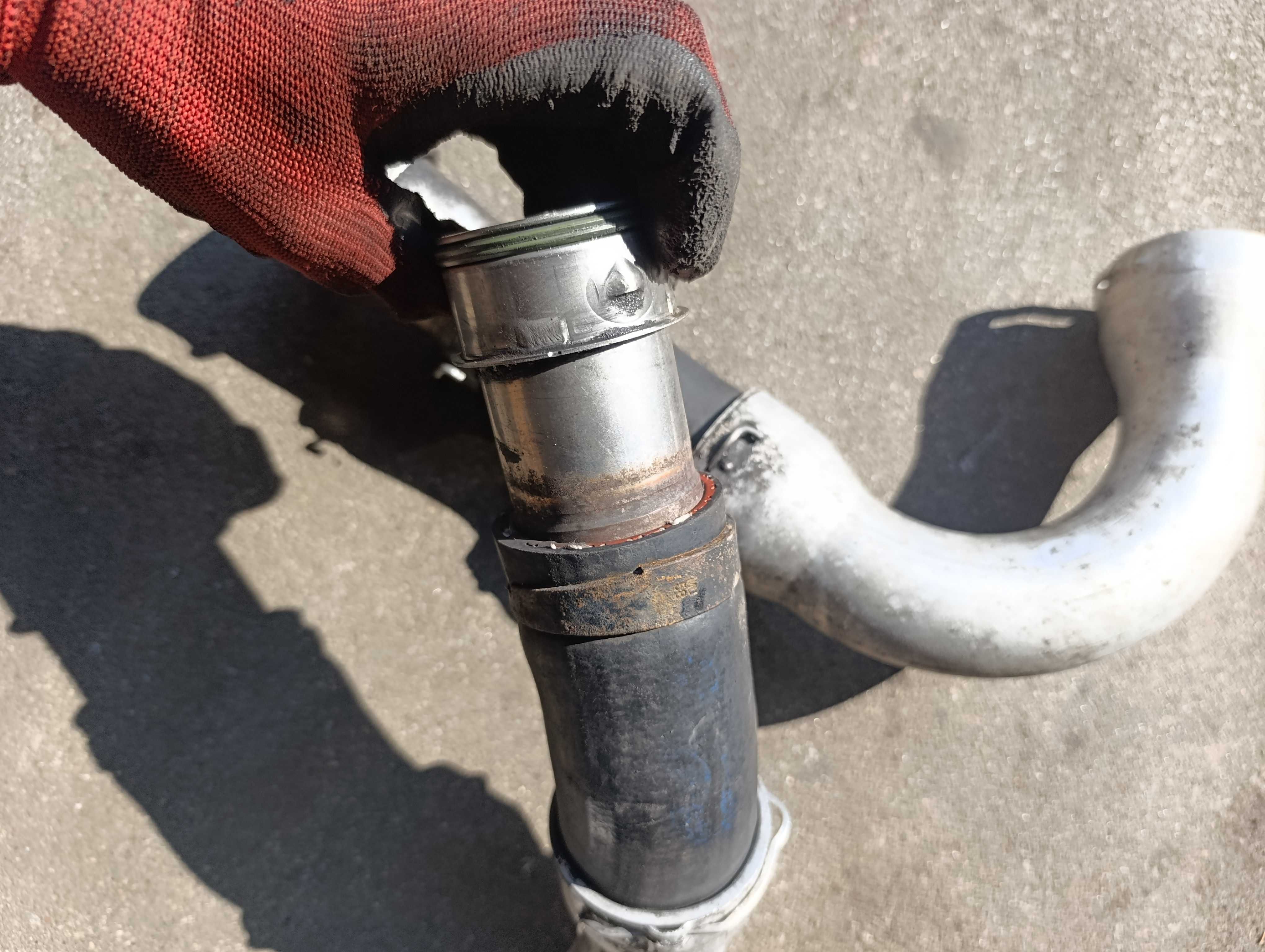 Rura/ wąż intercoolera do turba VW T5 2.5 tdi axd axe