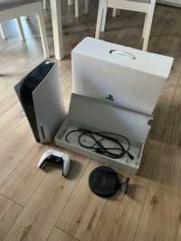 Sprzedam konsola Playstation 5 wersja z napędem 825 GB