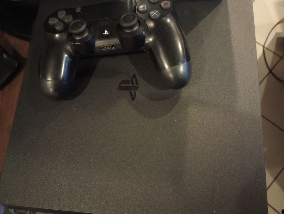 PS4 konsola slim zestaw PlayStation 4