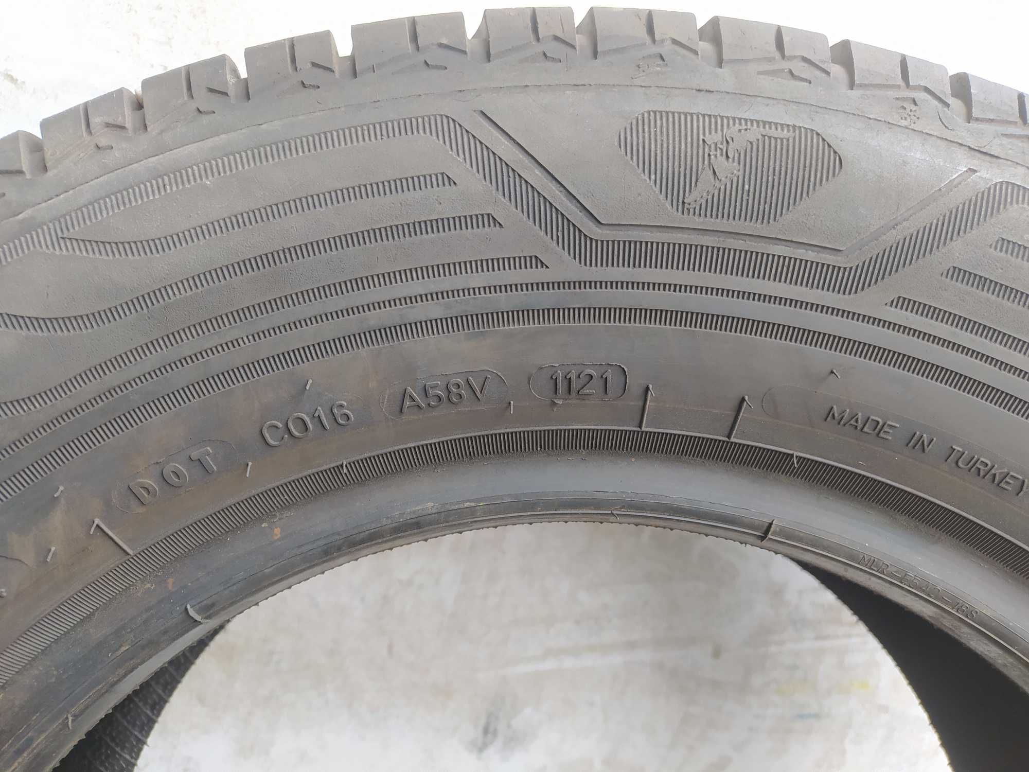 1x215/65R15C Goodyear Vector 4 Seasons Cargo, 2021 rok, 104/102T