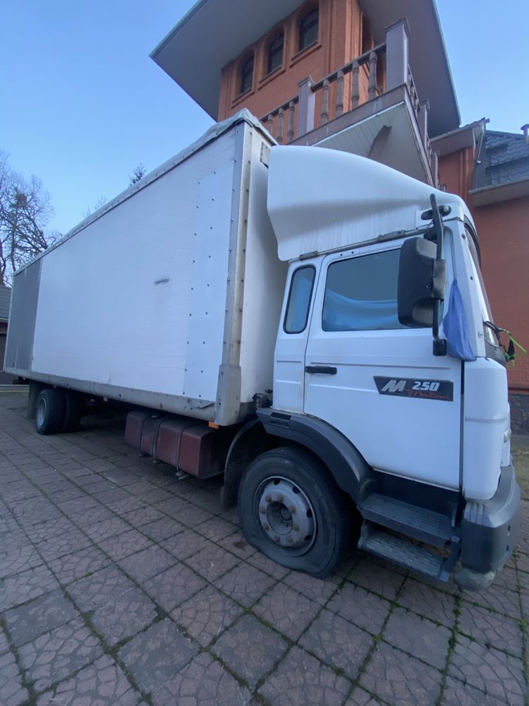 фура renault midliner m250