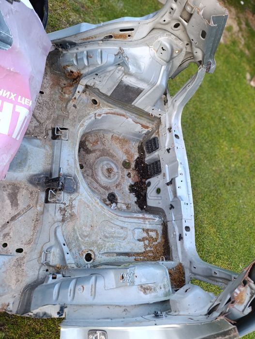 Задня частина Шкода Фабія 1