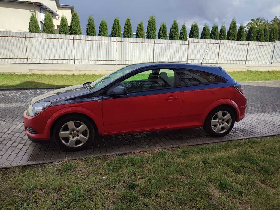 Opel Astra H GTC 2006 1.9 CDTi КПП-М 6