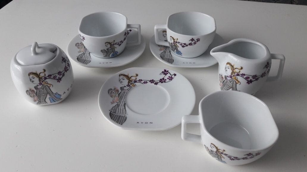 Serwis porcelanowy Avon