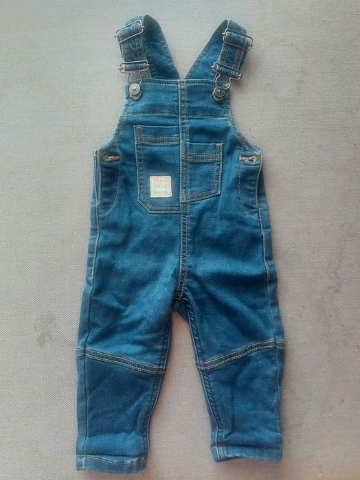 Spodnie jeansowe ogrodniczki r. 68