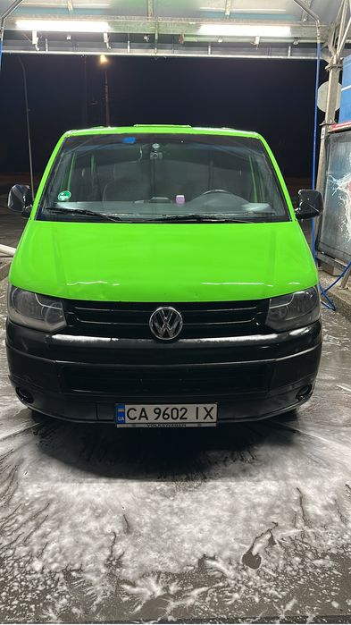Микроавтобус VW T5