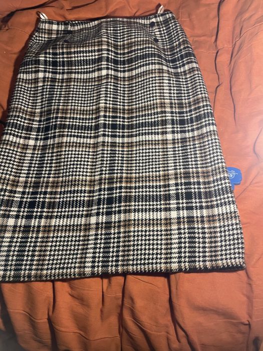 Śliczna spódnica w kratę XL