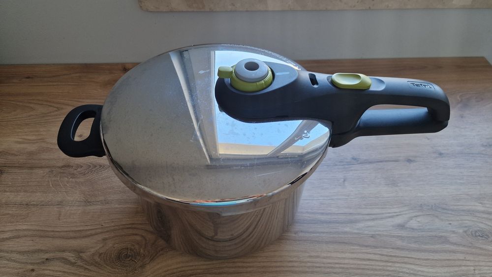 Szybkowar Tefal 6 litrow stal nierdzewna stan idealny