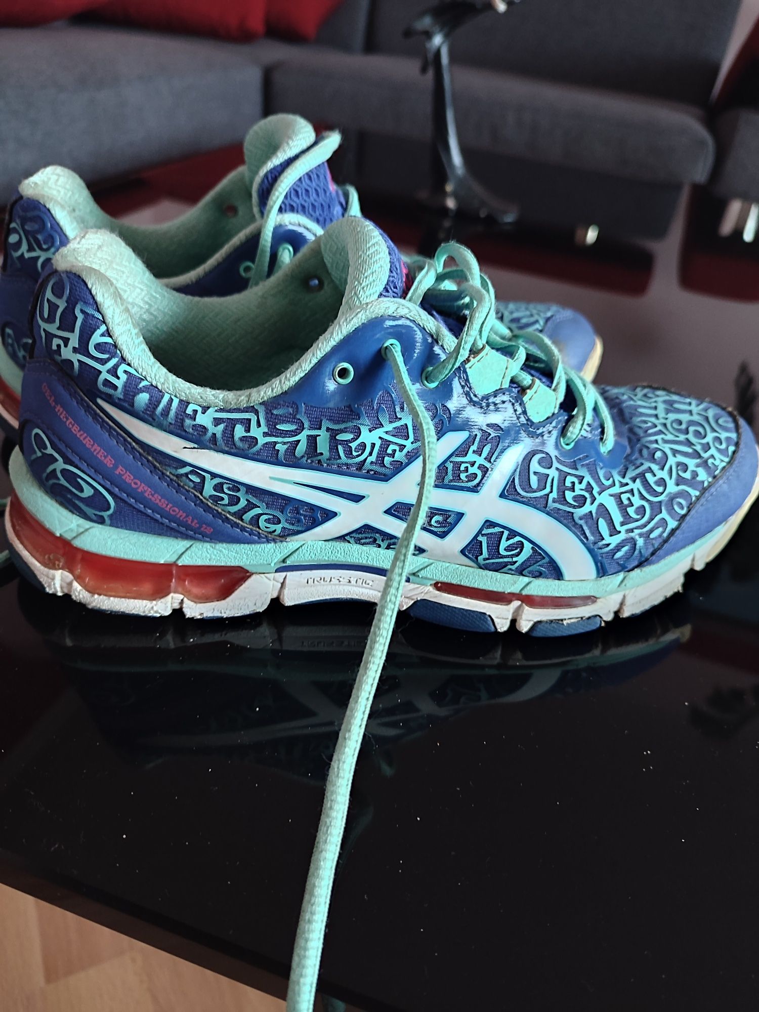 Кросівки Asics 39