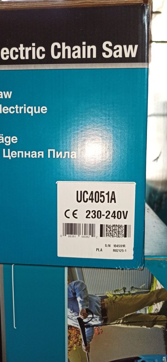 Электропила цепная Makita UC 4051 A