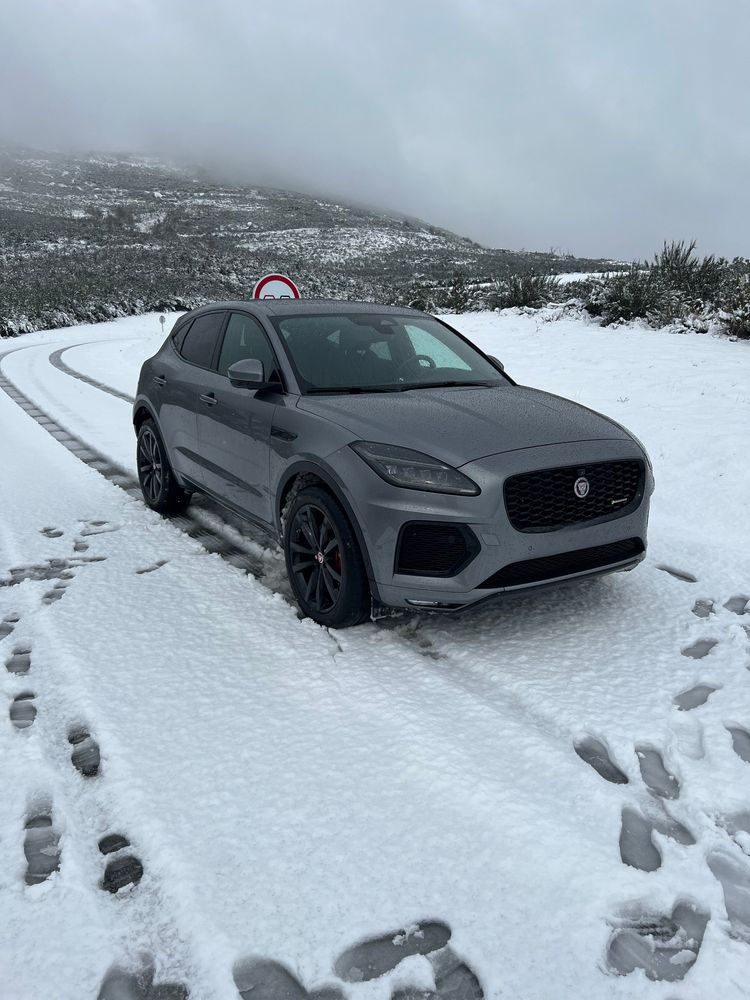 Jaguar E-Pace R Dynamic P200 Híbrido HSE – Como novo!
