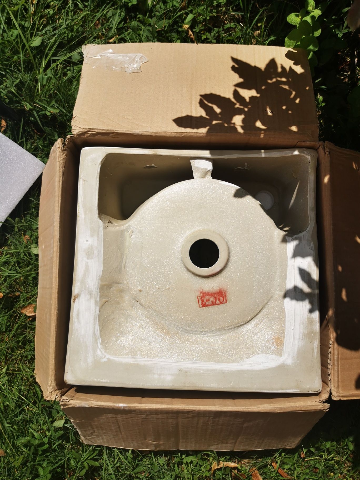 Umywalka nablatowa Duravit 36 cm x 36 cm