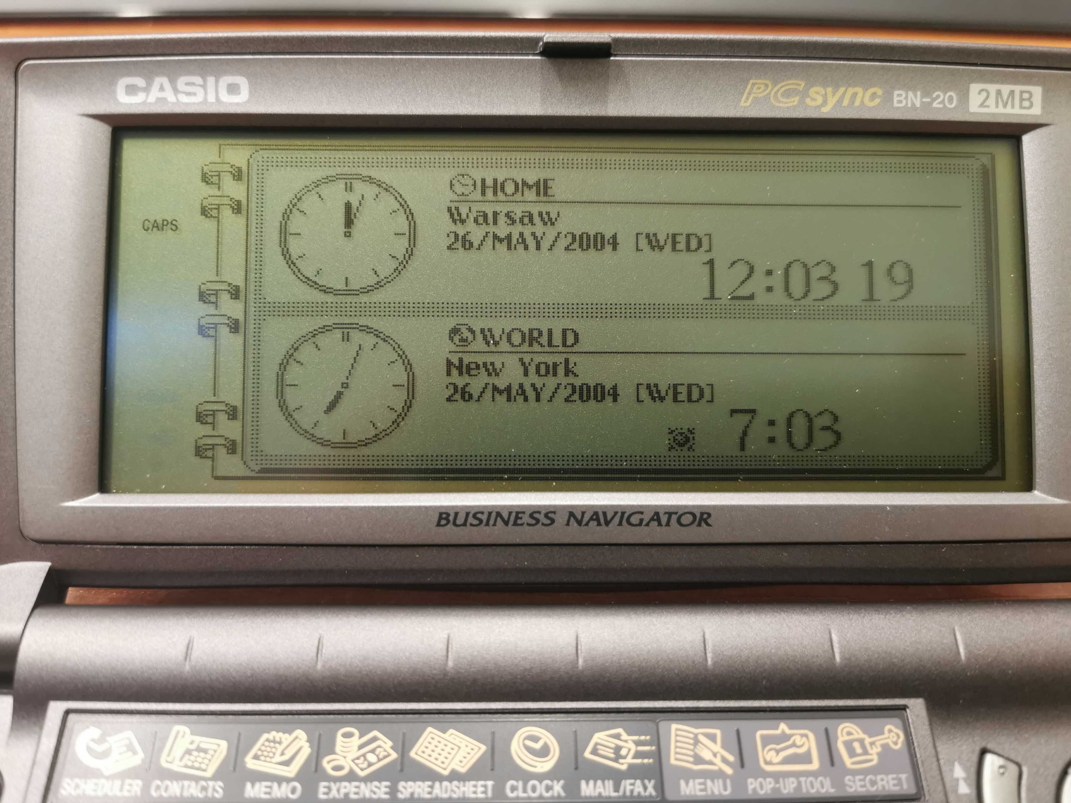 Retro organizer Casio BN-20 Business Navigator.