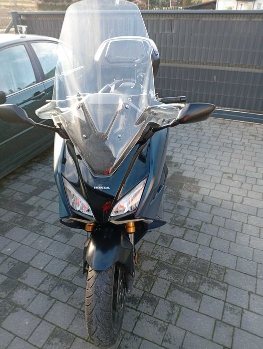 HONDA FORZA 750 Salon Polska