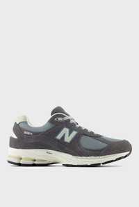 New Balance 2002r