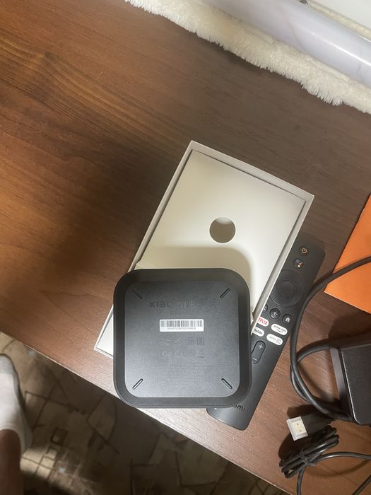 Xiaomi приставка 4К в робочем состояние.