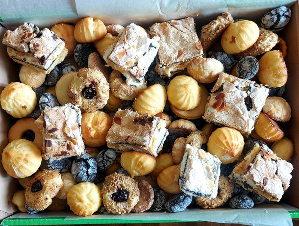 Торты на заказ печенья орешки