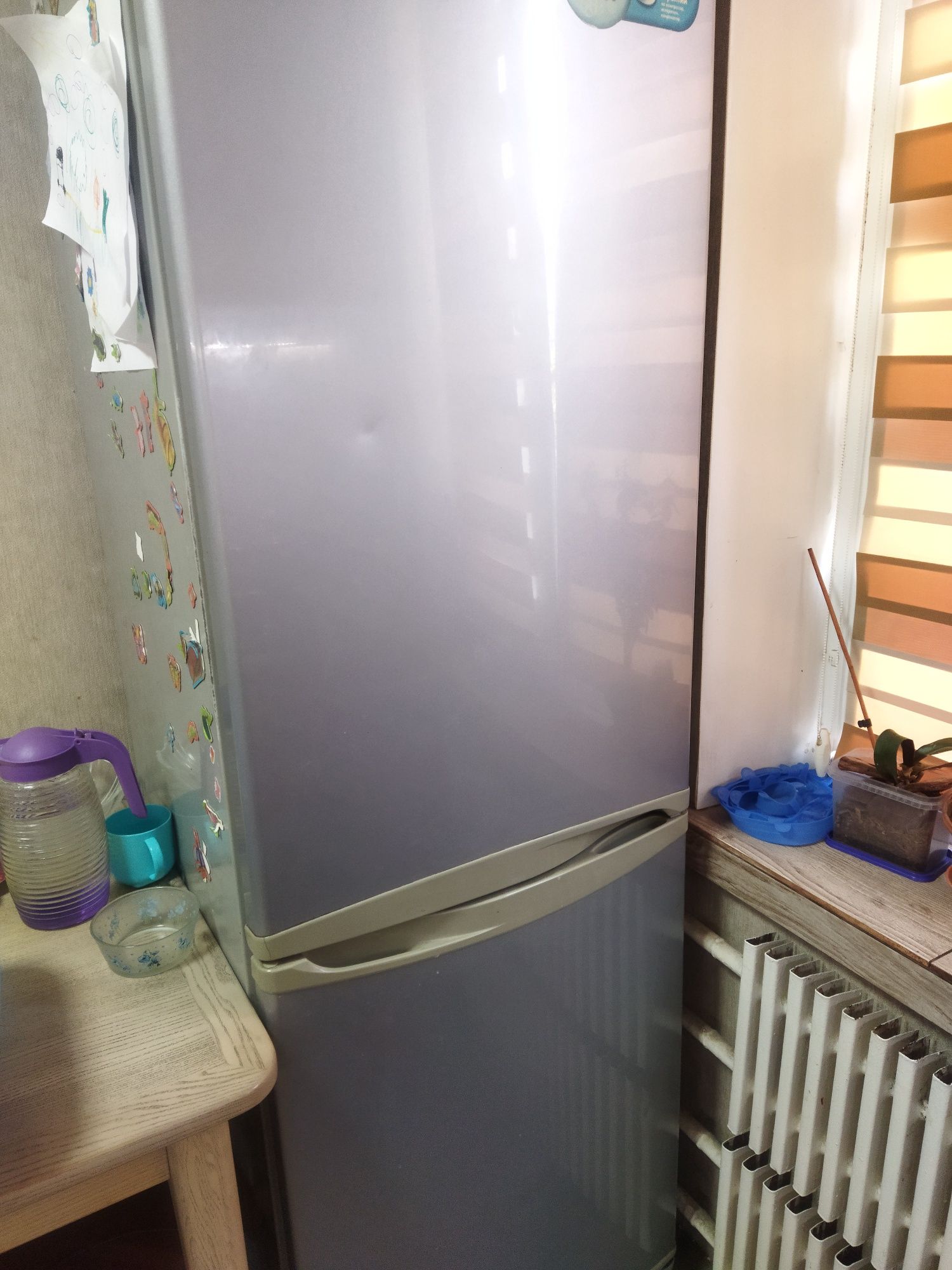Продам холодильник LG