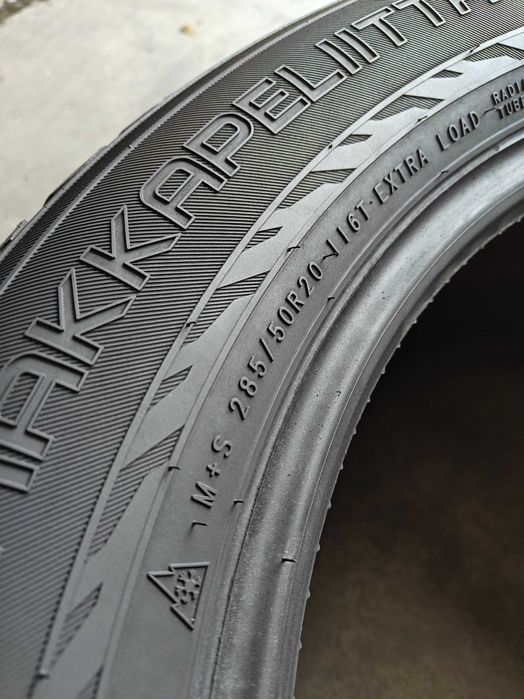 R20 285 50 шини зимові Nokian Hakkapeliitta 9 SUV агресивні шиповані