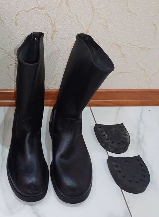 Сапоги  кирзовые .