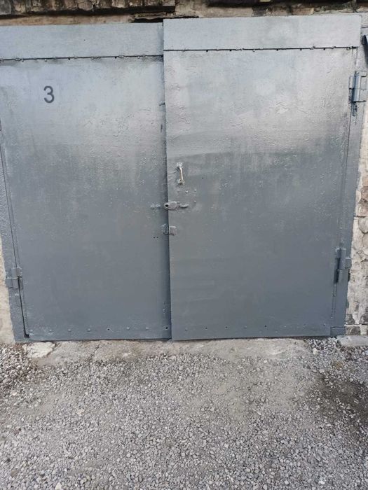 Аренда гаража остановка строителя правый берег