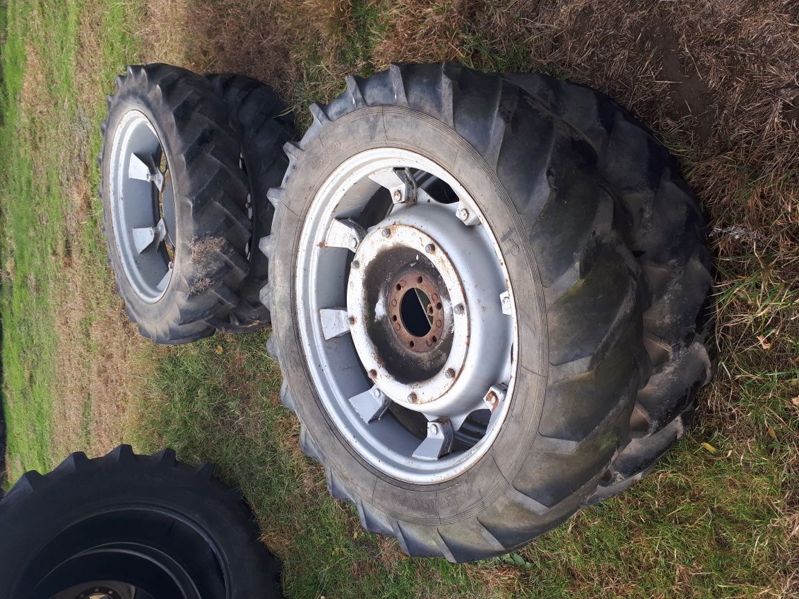 Koła bliźniacze bliźniaki DUNLOP 11R-36 (11.2) Opony felgi opona felga