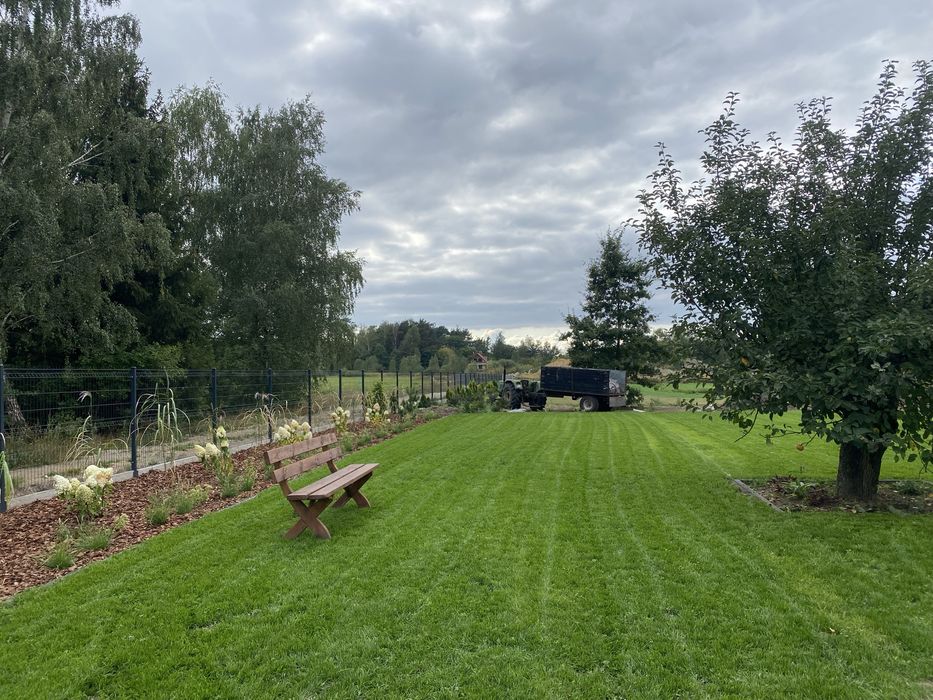 Kompleksowe zakladanie trawnikow. Zagospodarowanie terenow zielonych.