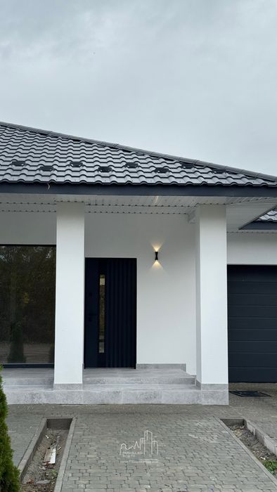 Терміново Продам новозбудований сучасний будинок