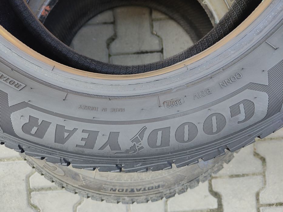 205/65/16C Goodyear Ultra Grip Cargo