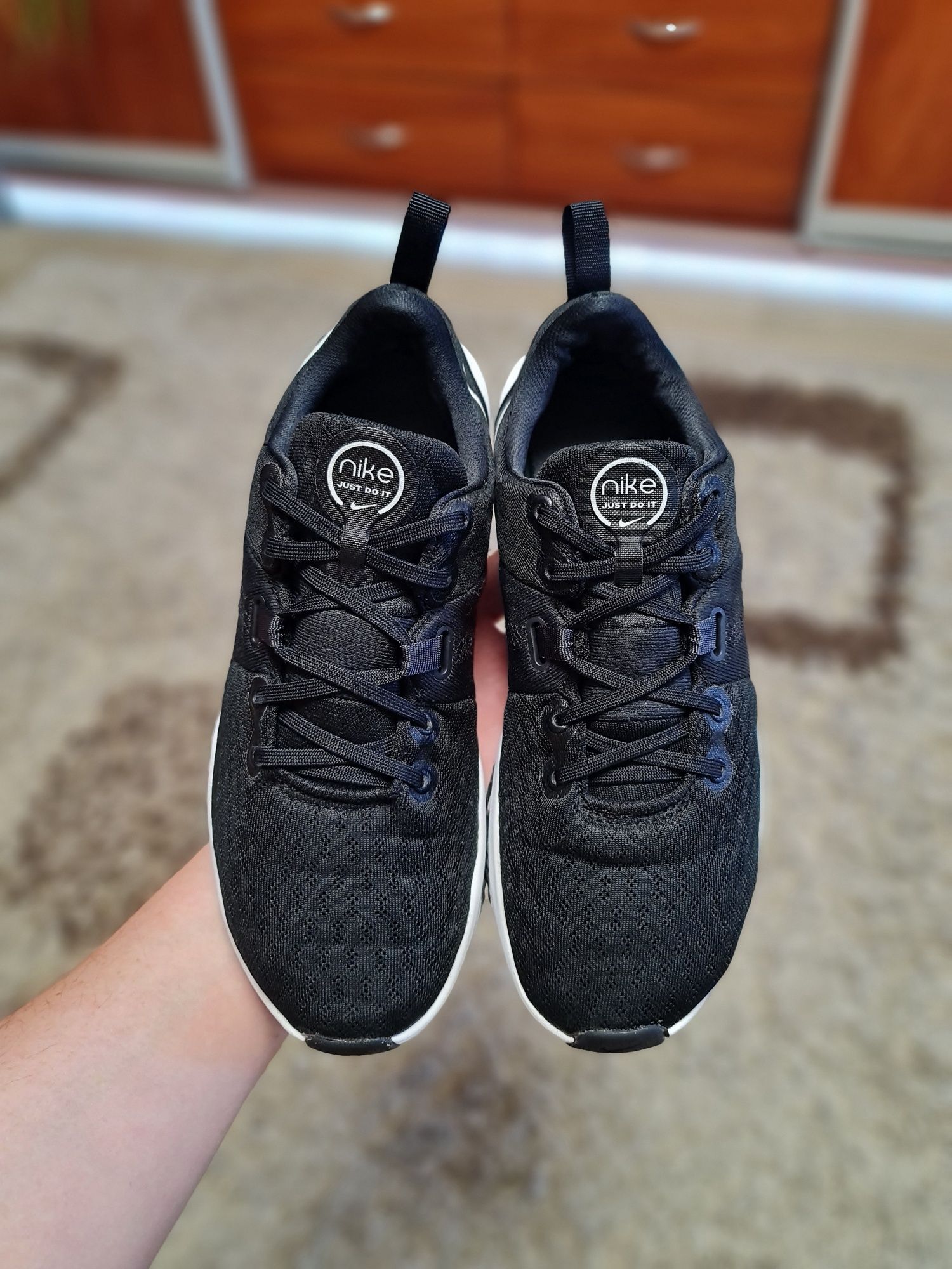 Оригинальные кроссовки Nike City Trainer3 38р. 24см.