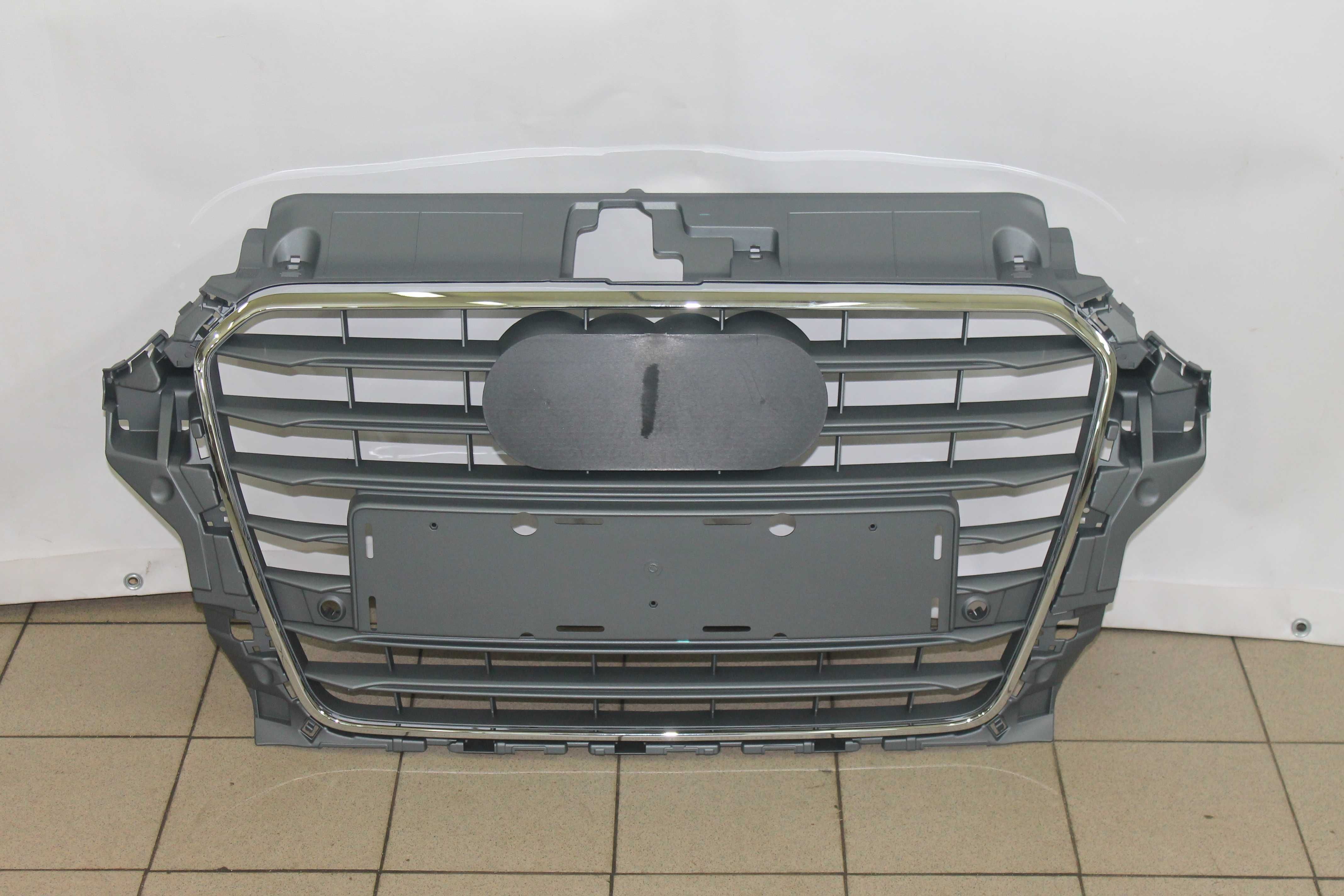Audi A3 Lift S-Line передній бампер Ауді