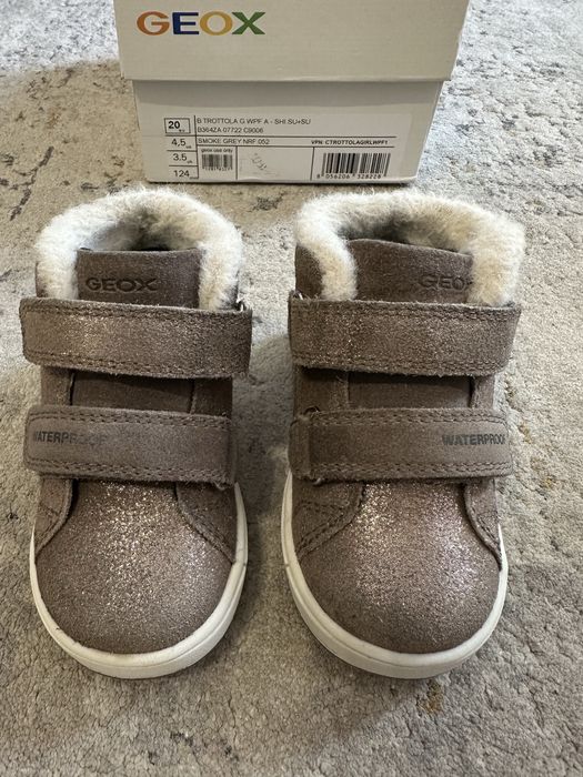 Buty Geox dziewczęce ocieplane r. 20 brokatowe