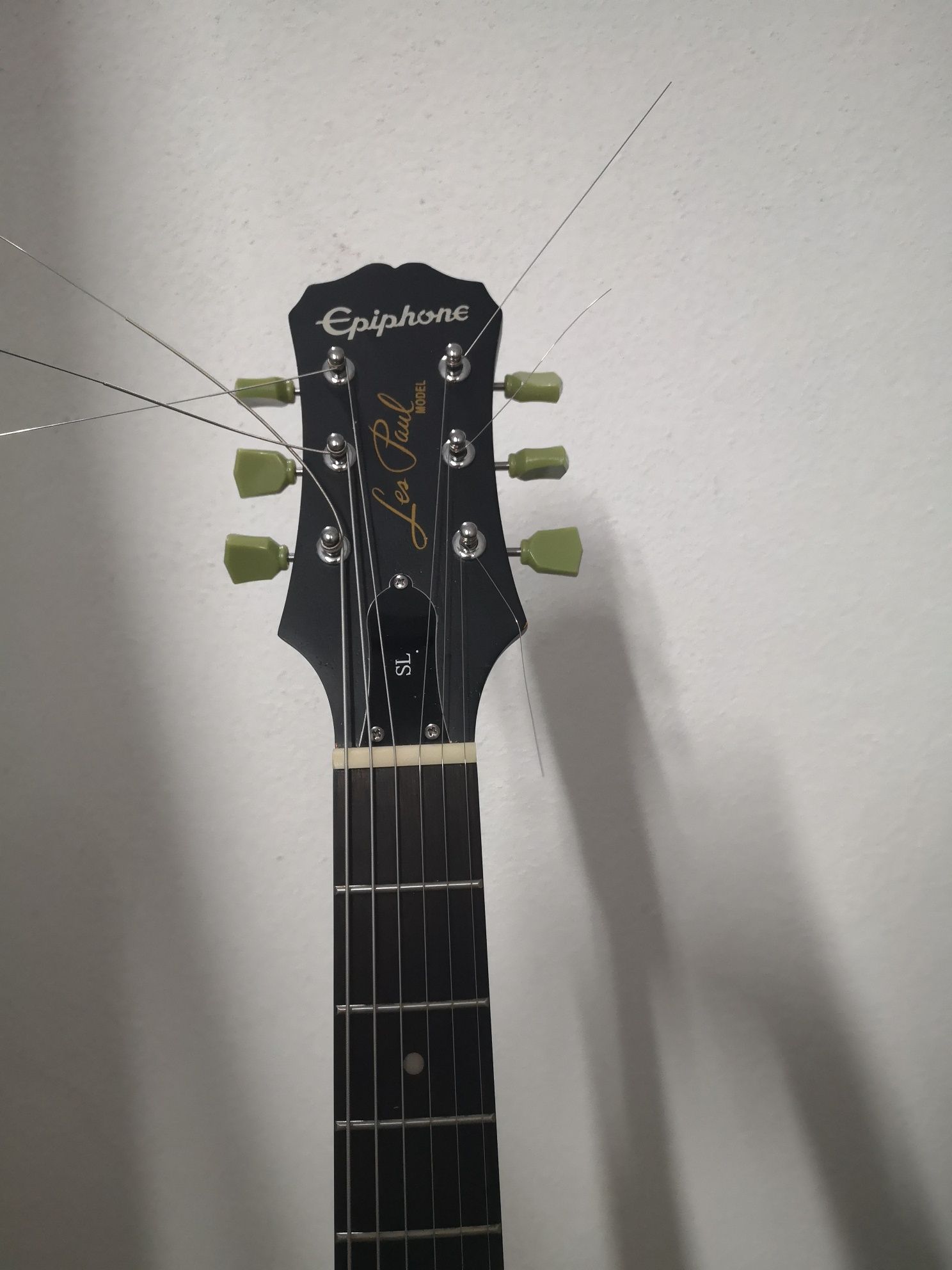 Epiphone SL (Gibson junior style)