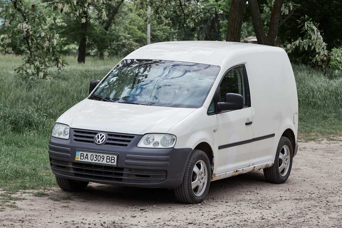 VW Caddy 2006 вантажний з сидіннями