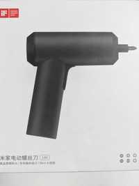 Шуруповерт Xiaomi Mijia Electric Screwdriver (MJDDLSD001QW) 12 насадок