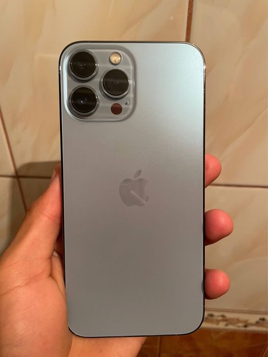 Продам Iphone 13 Pro Max